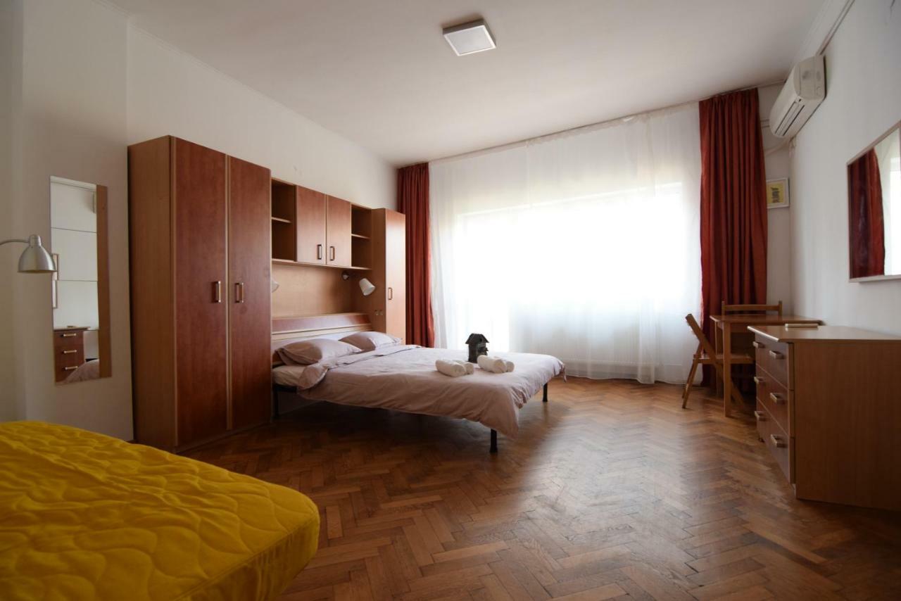 Resedinta Lui Calin - Downtown Park Cismigiu Bucharest Exterior photo